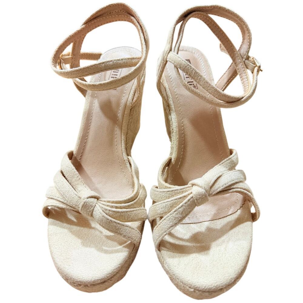 New IDIFU Women's Platform Wedge Espadrille Sandals Color: Tan Size 8.5